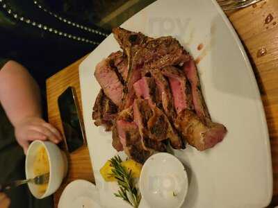 Bistecca E Vino Da Trattoria De La Plaza I Quinta Camacho