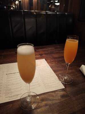 Ugly American Bar & Grill