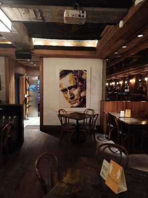 Ugly American Bar & Grill