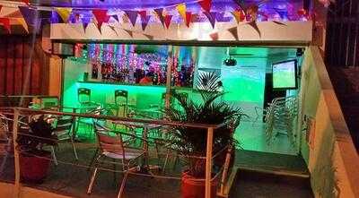 Coctelería Restaurante Flow