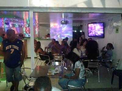 Coctelería Restaurante Flow