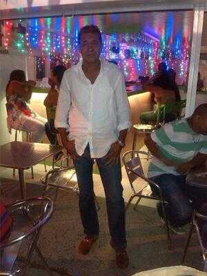 Coctelería Restaurante Flow