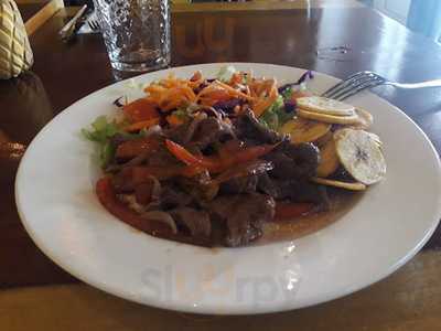 Ana Cocina & Cócteles