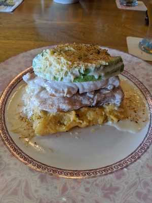 Ana Cocina & Cócteles