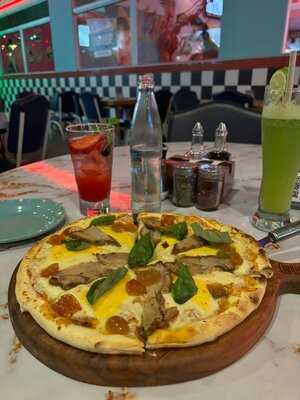 Corrientes Pasta, Pizza Y Parrilla
