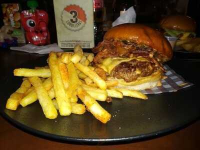 Distrito Burger Bar I Corales