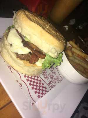 Smoked Burguer House