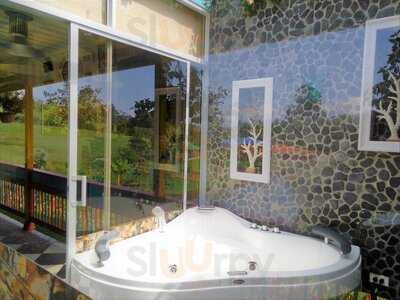 Hosteria La Valdivia