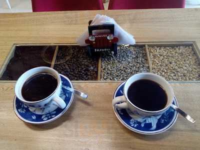 Bokeron Cafe Y Restaurante