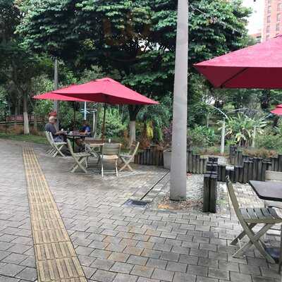 Photo 4