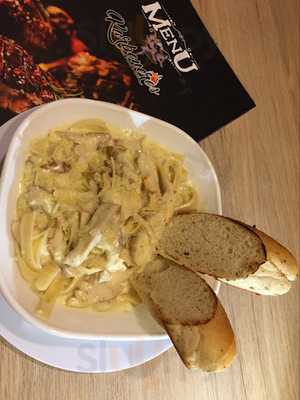 Karboneros Fast Food & Grill