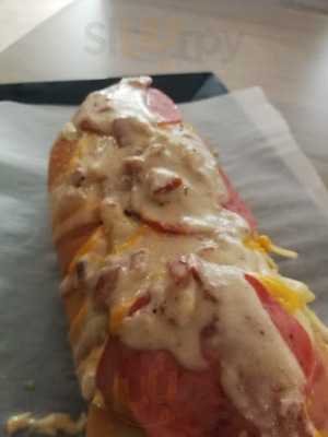 Karboneros Fast Food & Grill