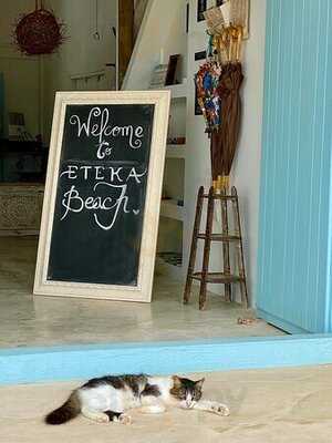 Eteka Beach