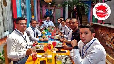 Zona U Delicious Food