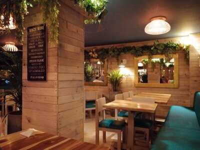 La Pesca Restaurante Bar