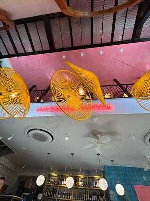 Buena Vida Marisqueria Y Rooftop