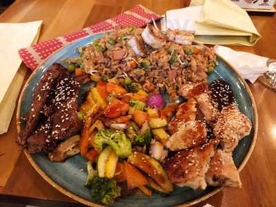 Sushi Green Wok & Teppan