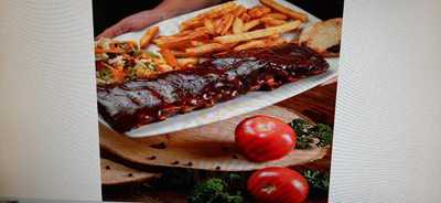 Sal Y Pimienta, La Buena Mesa