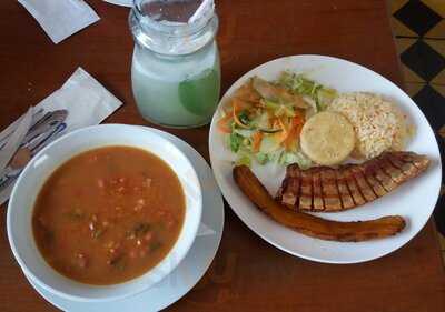 Luis F En Leña Y Al Carbon