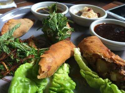 Fudo Asiático Moderno