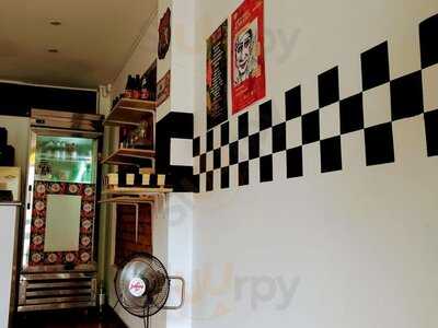 Go, Johnny Go! Cafe Lounge