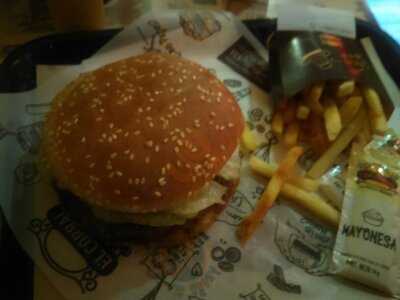 Hamburguesas El Corral Av Esperanza