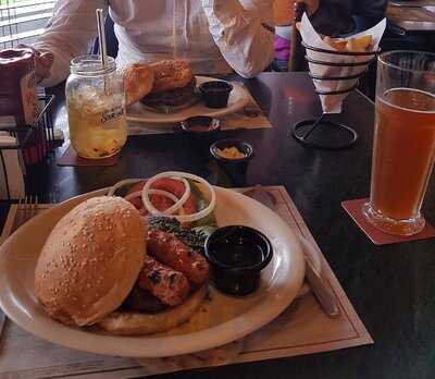 El Corral Gourmet, Salitre Plaza Centro Comercial