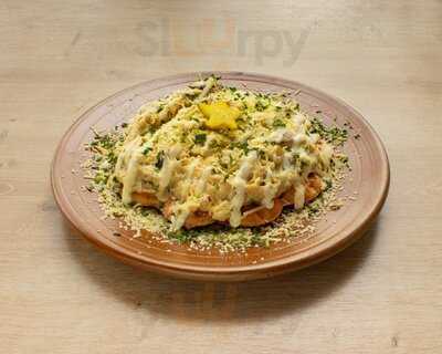 La Crepa Ice Rolls Crepes & Waffles