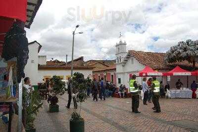 Merlin Restaurant Gallery