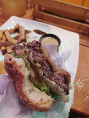 La Santísima Burger