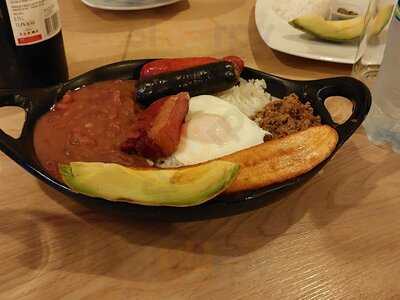 La Puerta De La Tradición