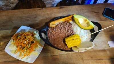 La Puerta De La Tradición