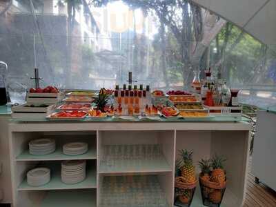 Restaurante Bodegón Del Hotel Nh Collection Royal Teleport