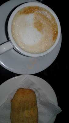 Un Café De Les Amis