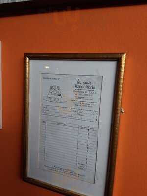 Un Café De Les Amis