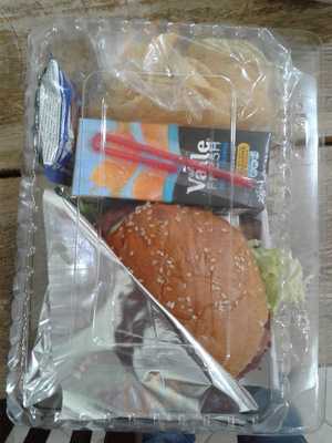 Photo 1