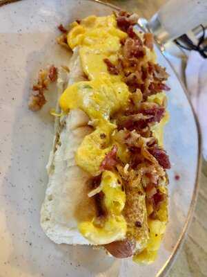 Sir Frank Hot Dog Joint