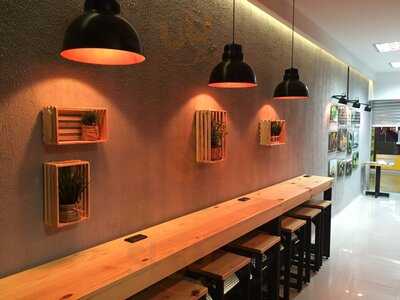 Chicken Chops La Strada