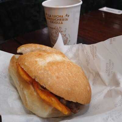 La Lucha Sanguchería Criolla Calle 85