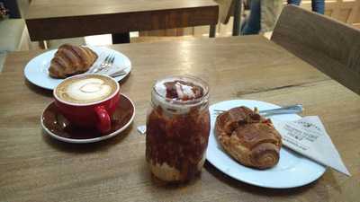 Bebo Maestro Del Gelato & Emblema Café Via Primavera