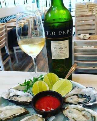 Exxus Oyster Bar - Chapinero