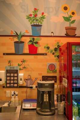 Sierra Nevada Hamburguesas Y Malteadas