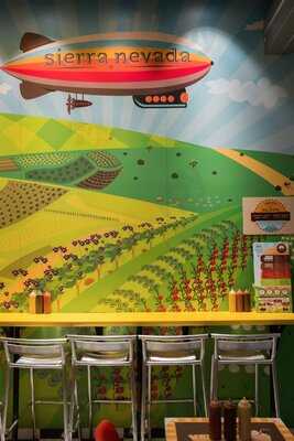 Sierra Nevada Hamburguesas Y Malteadas