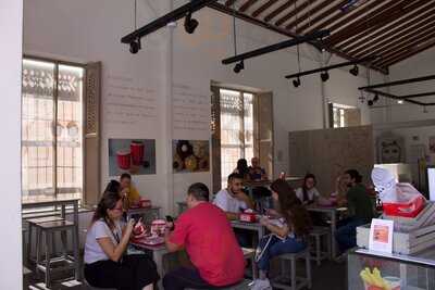 LÜ Chocolate Con Churros