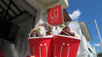 LÜ Chocolate Con Churros