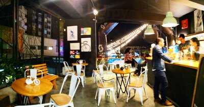 Entre Bielas Café Arte