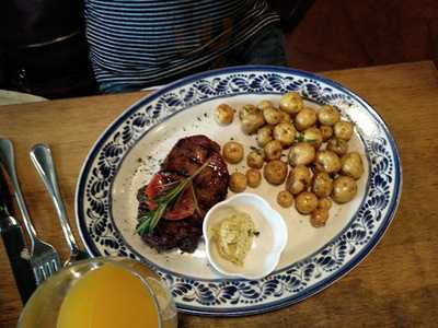 Trattoria De La Plaza