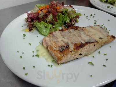 Monareta Food And Drinks