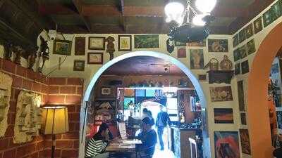 Hips Galería & Restaurante