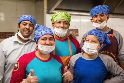 Sierra Nevada Hamburguesas Y Malteadas